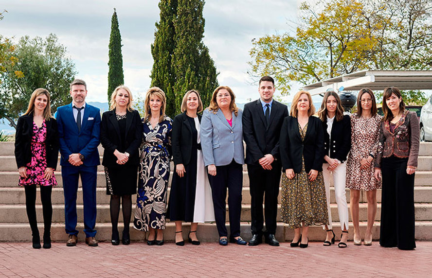 cf8863 912efbfa9e1845f4b38c43f3d0ce8b5dmv2